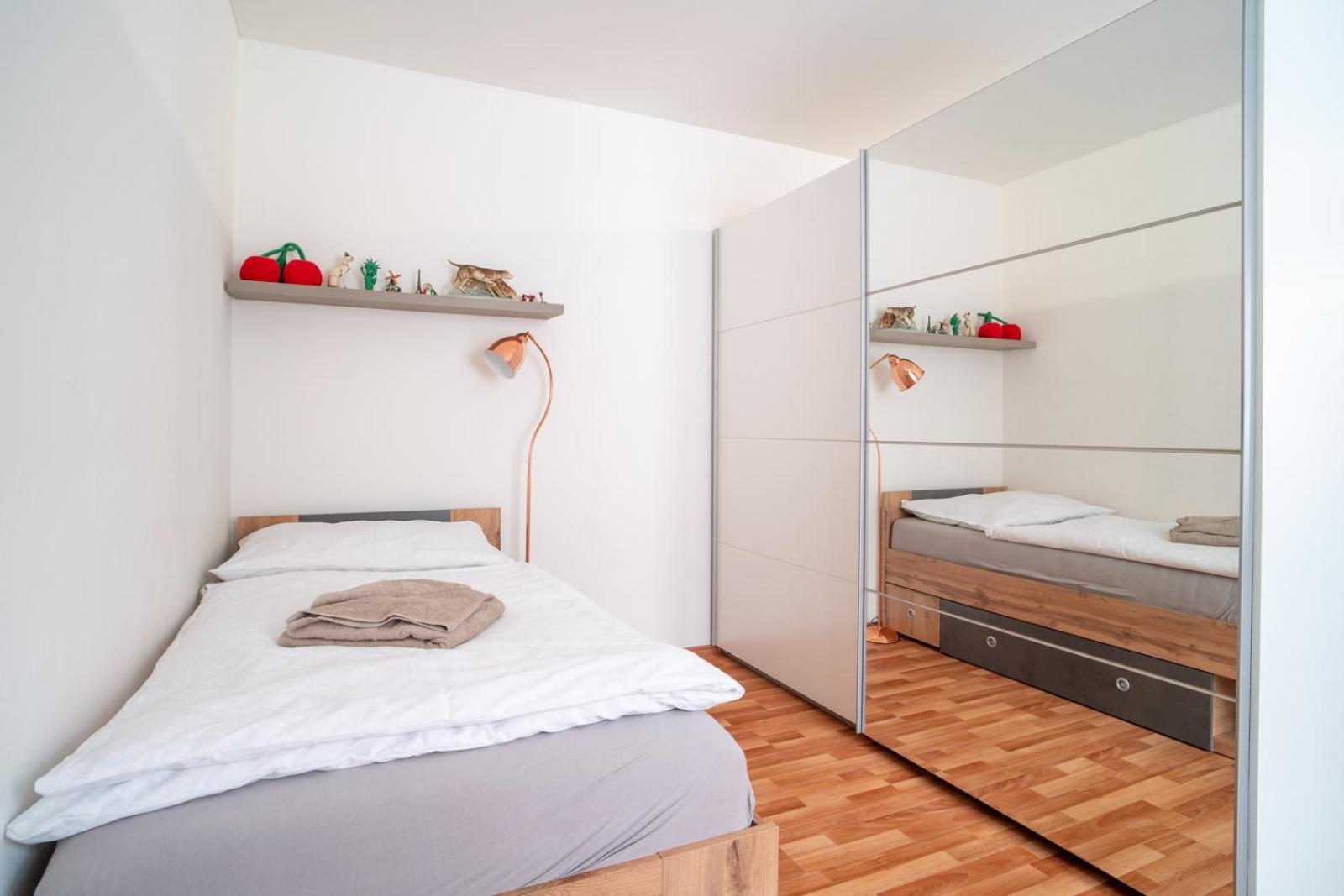 A Cozy Apartment In Bratislava Downtown Экстерьер фото
